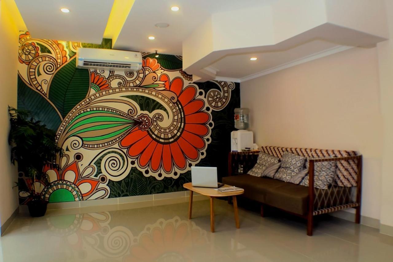 Front One Cabin Malioboro Jogja Yogyakarta Esterno foto